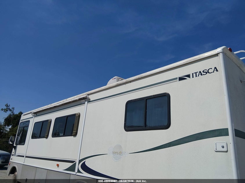 2003 WORKHORSE CUSTOM CHASSIS MOTORHOME CHASSIS auction photo 6