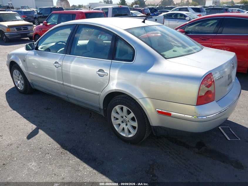 2003 VOLKSWAGEN PASSAT auction photo 3