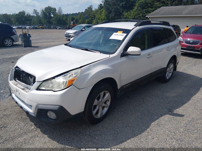 2013 Subaru Outback, Front End, IAAI, VIN 4S4BRBCC7D3255504 — photo 2