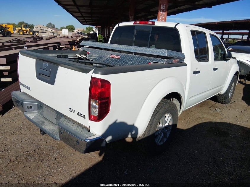 2019 NISSAN FRONTIER auction photo 4