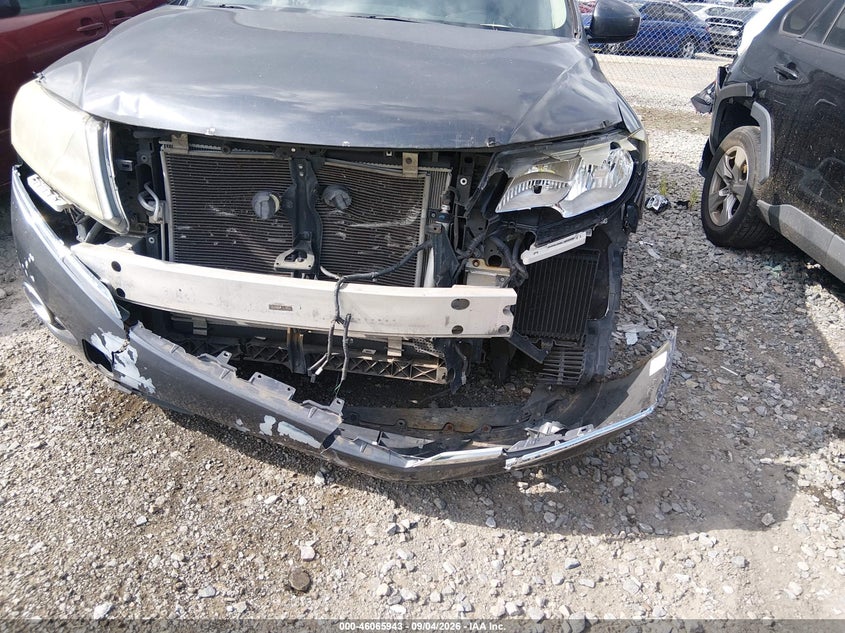 NISSAN PATHFINDER 2014 VIN 5N1AR2MNXEC648524