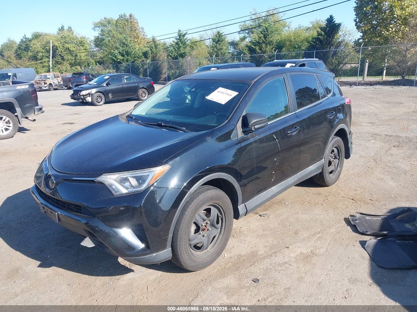 Vin: 2t3bfrev1jw792902, lot: 46565495, toyota rav4 le 20182
