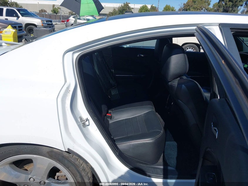 2013 DODGE CHARGER SEDAN 5.7L V-8 VVT, REGULAR , 370HP