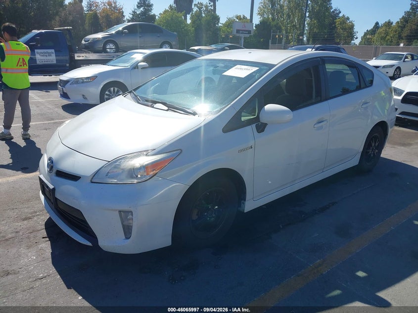 2015 TOYOTA PRIUS HATCHBACK 1.8L I-4 DOHC, VVT, REGULAR , 98HP