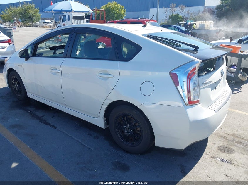 2015 TOYOTA PRIUS HATCHBACK 1.8L I-4 DOHC, VVT, REGULAR , 98HP