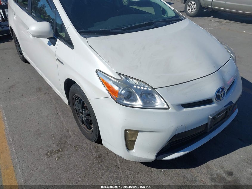2015 TOYOTA PRIUS HATCHBACK 1.8L I-4 DOHC, VVT, REGULAR , 98HP