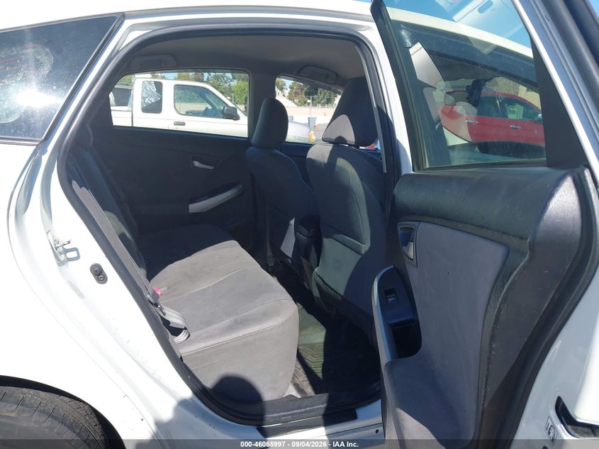 2015 TOYOTA PRIUS HATCHBACK 1.8L I-4 DOHC, VVT, REGULAR , 98HP