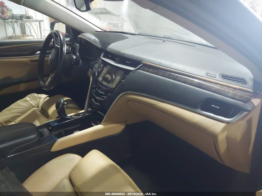 2013 CADILLAC XTS auction photo 5