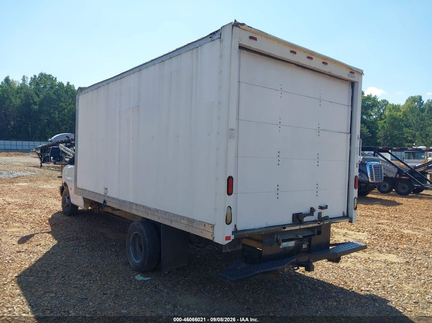 2008 GMC SAVANA G3500 auction photo 3
