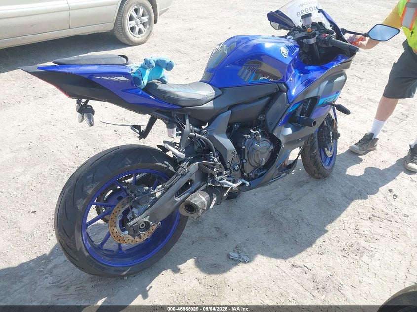 YAMAHA YZFR7 2024