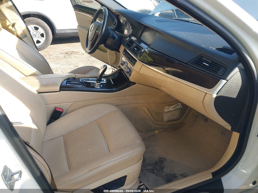 BMW 528I 2013 VIN WBAXH5C58DD112424