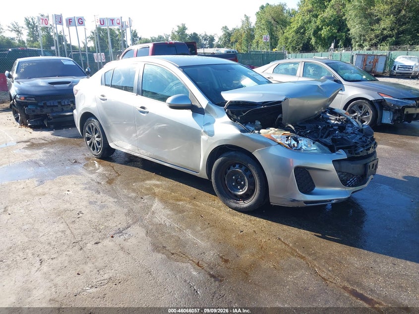 Vin: jm1bl1tg5d1796307, lot: 46565584, mazda mazda3 i sv 2013 img_1