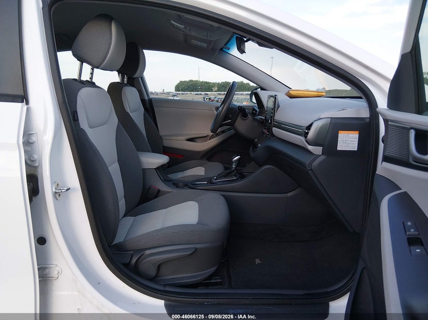 HYUNDAI IONIQ HYBRID 2020 VIN KMHC65LC6LU233176