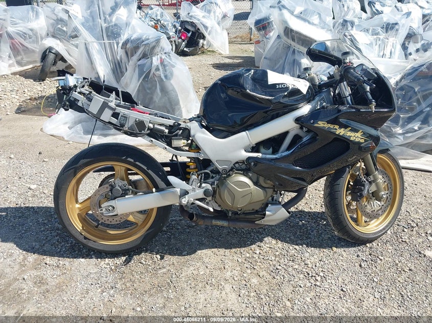 HONDA VTR1000 2004