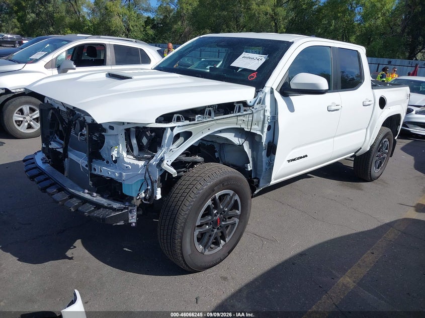 Vin: 3tmlb5jn9tm254726, lot: 46565772, toyota tacoma trd sport 20262