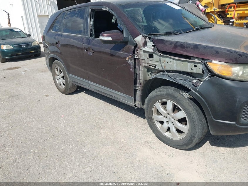 KIA SORENTO 2011 VIN 5XYKT3A16BG079695