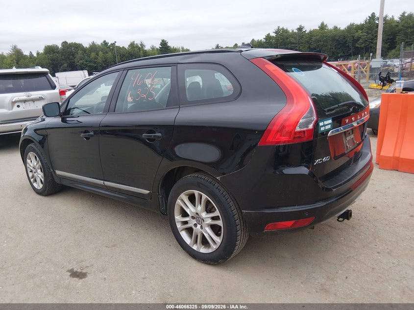 2016 VOLVO XC60 — zdjęcie 3