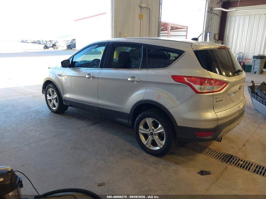 Vin: 1fmcu9g90dub31708, lot: 46565905, ford escape se 20133