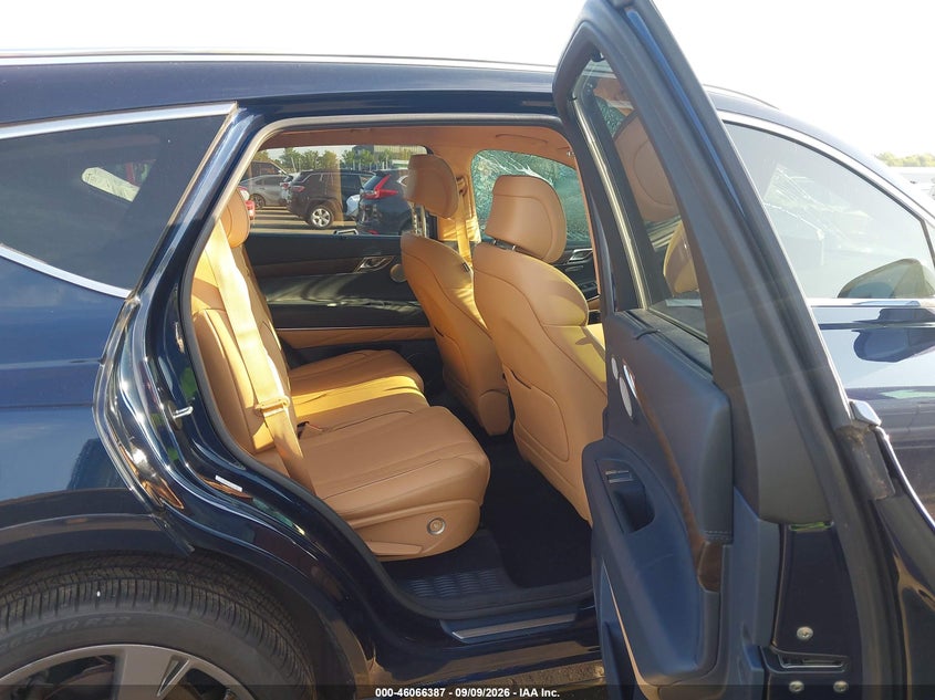 2023 GENESIS GV80 auction photo 8