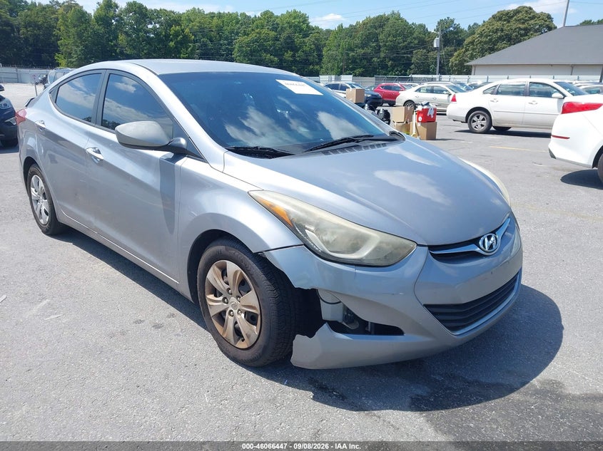 2016 HYUNDAI ELANTRA auction photo 6