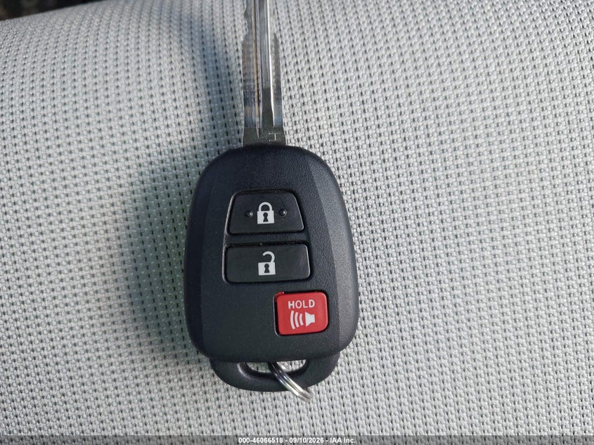 TOYOTA COROLLA CROSS 2026 VIN 7MUAAABG8TV175637