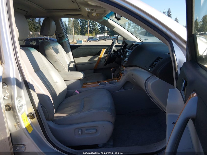 2008 TOYOTA HIGHLANDER HYBRID auction photo 5