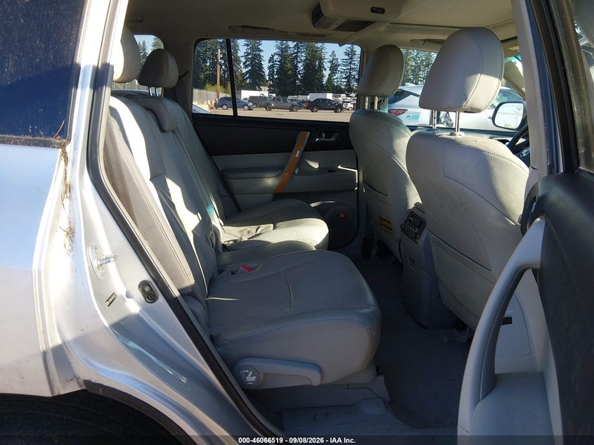 2008 TOYOTA HIGHLANDER HYBRID auction photo 8