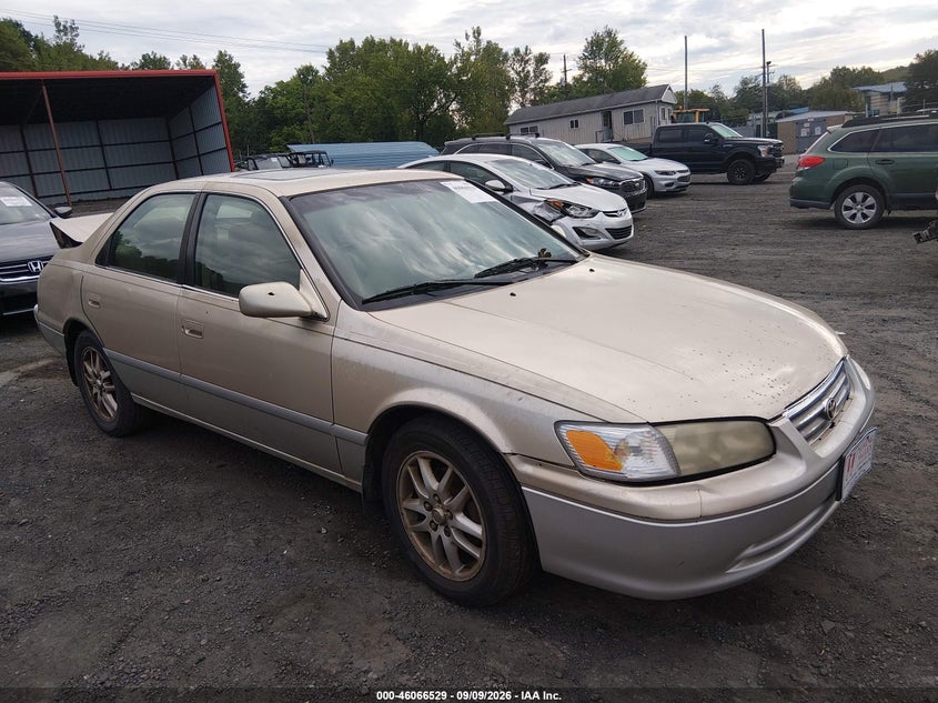 2001 TOYOTA CAMRY auction photo 1
