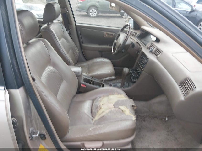 2001 TOYOTA CAMRY auction photo 5