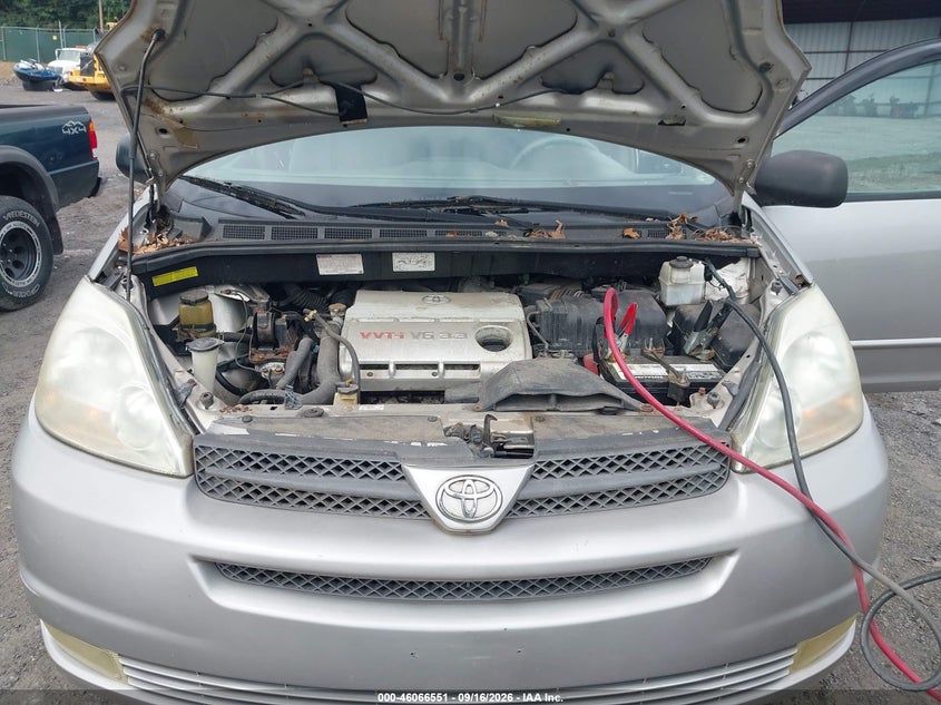 TOYOTA SIENNA 2005 VIN 5TDZA23C35S280894