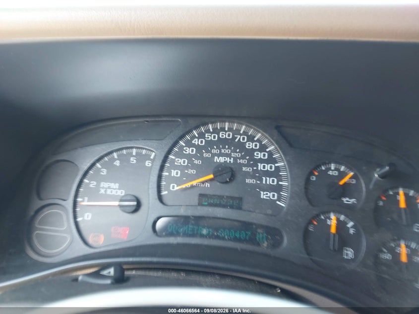 2003 CHEVROLET TAHOE auction photo 7