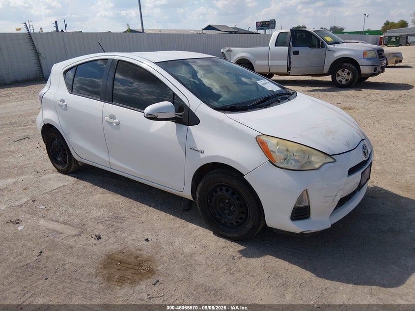 Vin: jtdkdtb36d1541317, lot: 46566097, toyota prius c one 2013 img_1
