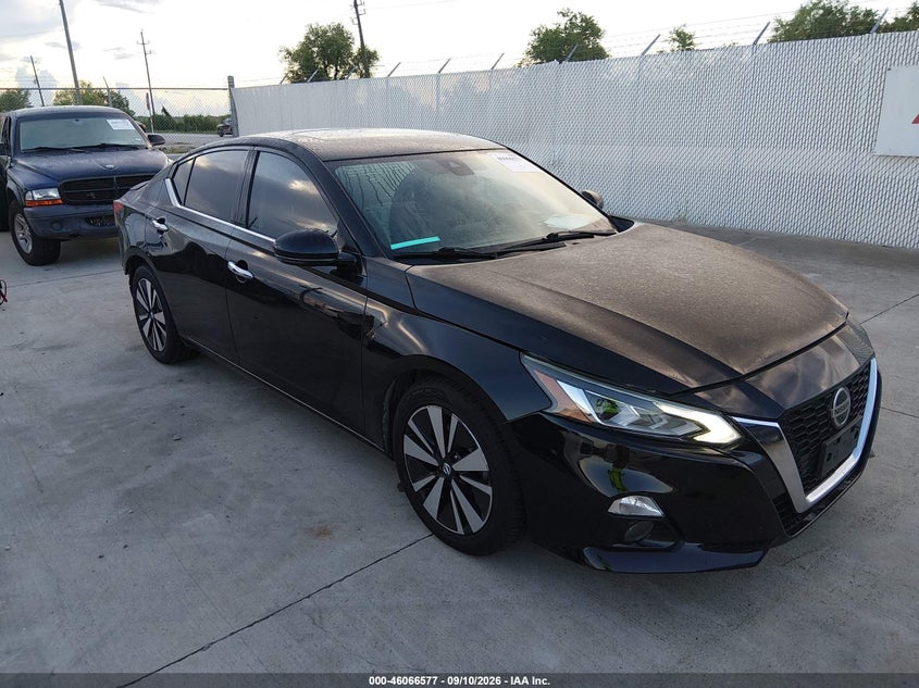 2019 NISSAN ALTIMA auction photo 1