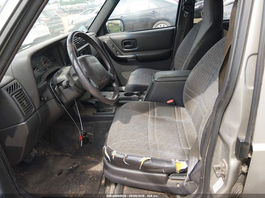 2001 JEEP CHEROKEE auction photo 5