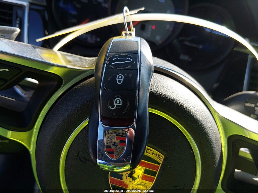 PORSCHE MACAN - zdjęcie 11
