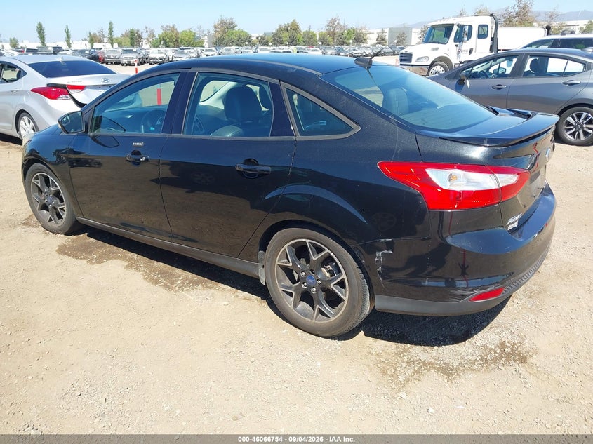 2014 FORD FOCUS SE · Фото 3