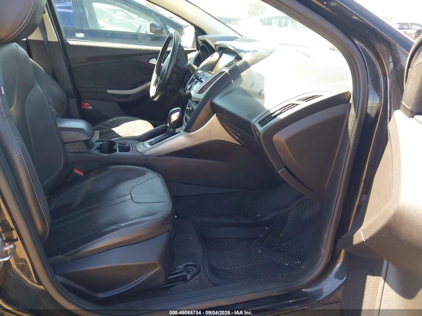 2014 FORD FOCUS SE · Фото 5