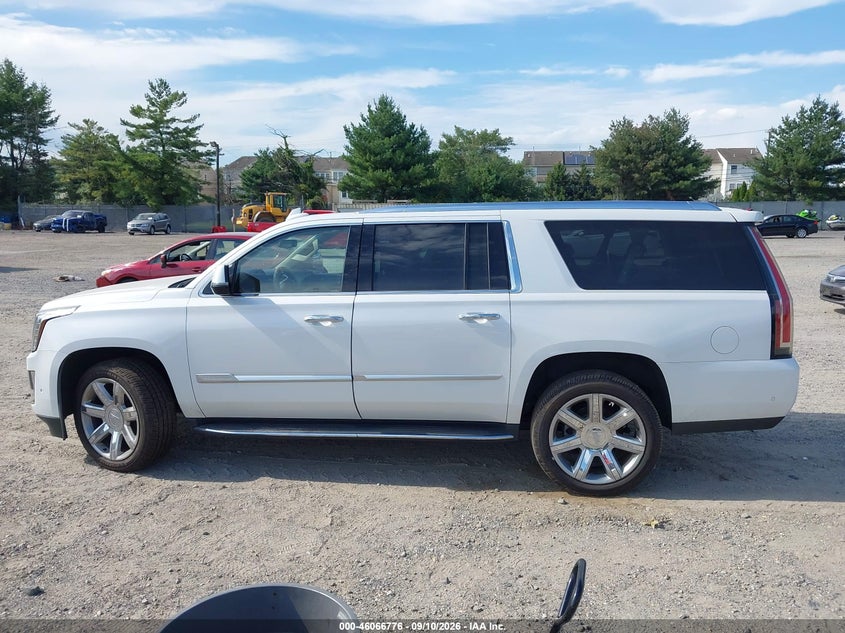 CADILLAC ESCALADE ESV - zdjęcie 14