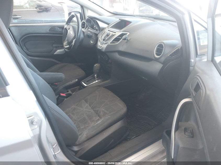 2012 FORD FIESTA auction photo 5