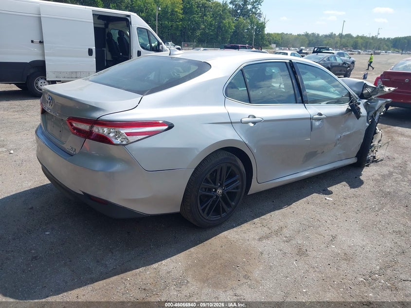 TOYOTA CAMRY - zdjęcie 4