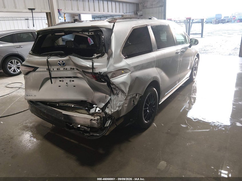 Vin: 5tdkskfc9ss187061, lot: 46566478, toyota sienna le 20254