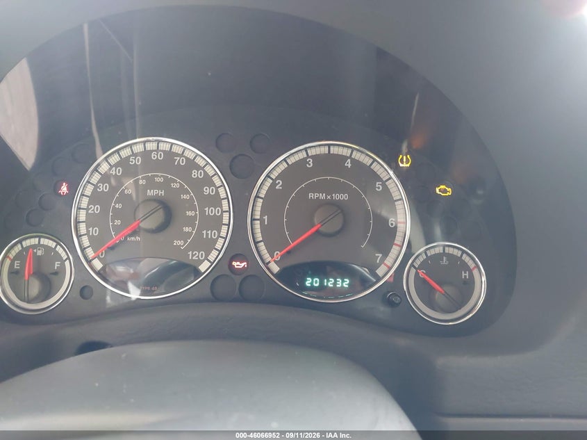 2005 JEEP LIBERTY auction photo 7