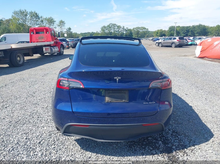 TESLA MODEL Y - zdjęcie 16