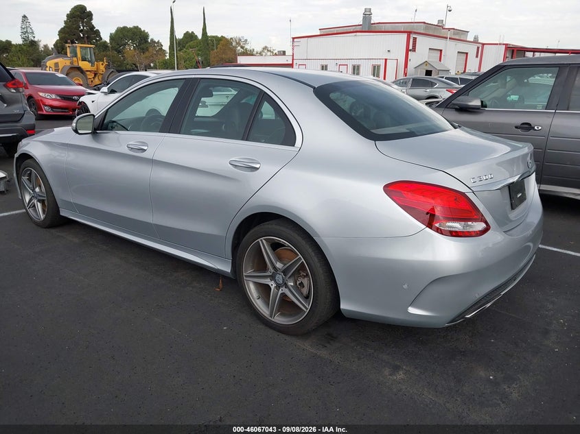 2015 MERCEDES-BENZ C 300 auction photo 3