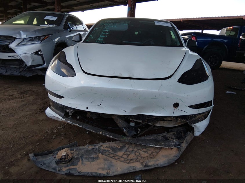Фото 11 - TESLA MODEL 3