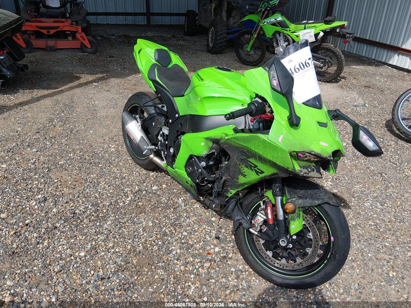 2024 Kawasaki ZX1002 T