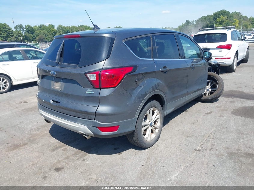 Vin: 1fmcu9gd6kuc23598, lot: 46567042, ford escape se 20194