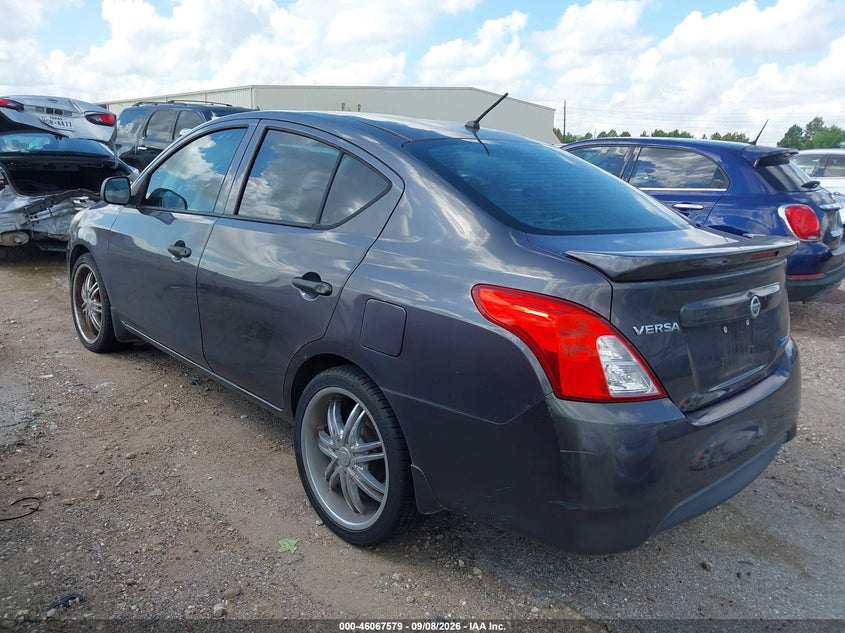 2015 NISSAN VERSA auction photo 3