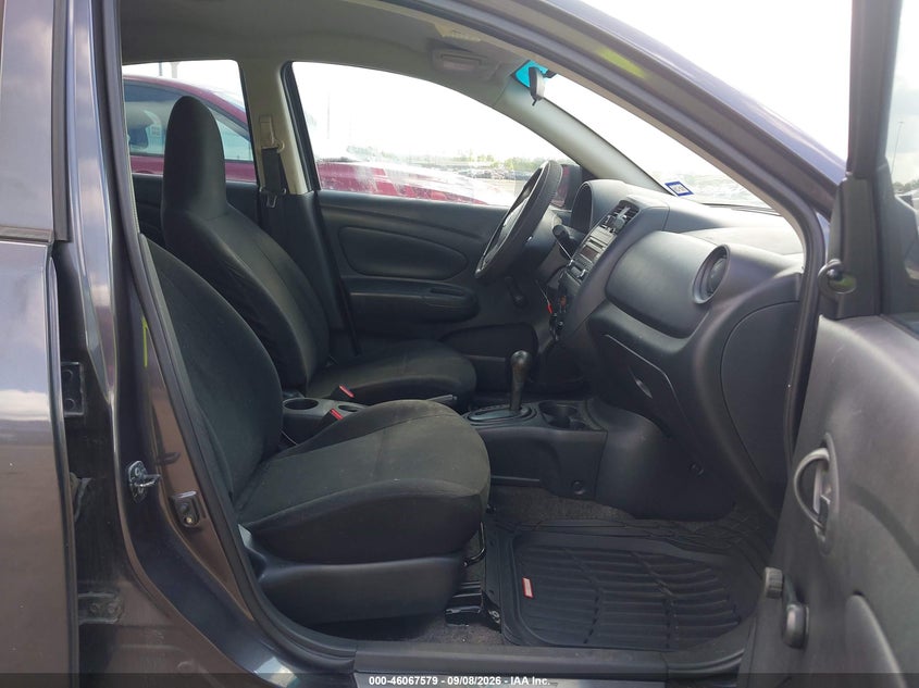 2015 NISSAN VERSA auction photo 5