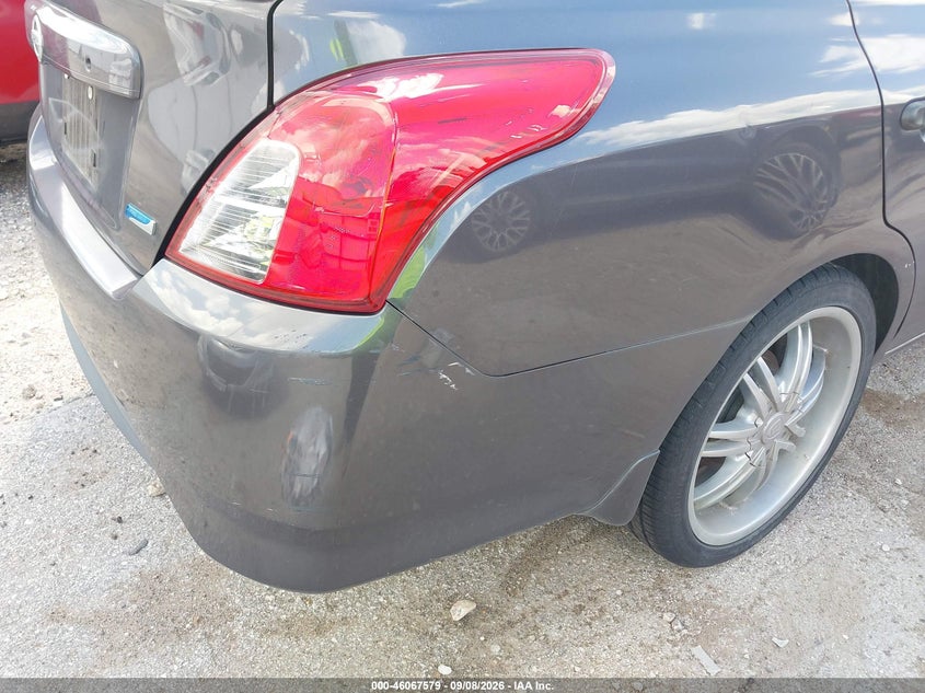 2015 NISSAN VERSA auction photo 6